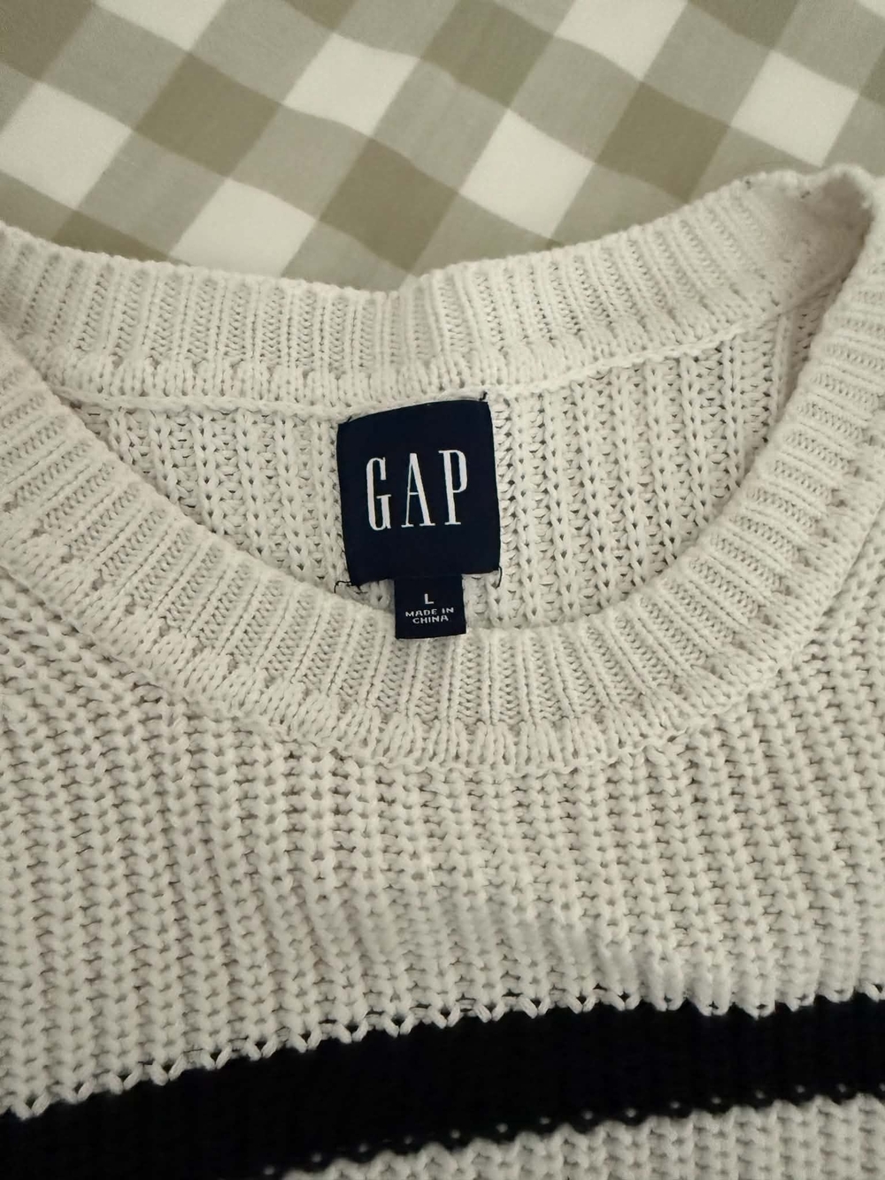 GAP Black and White Striped Crewneck Sweater - Picture 2 of 3